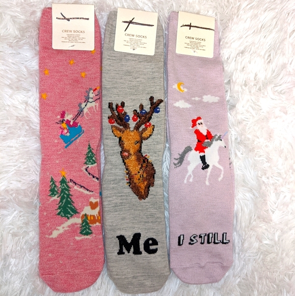 American Eagle (3) Crew Socks Holiday Edition - Picture 1 of 5